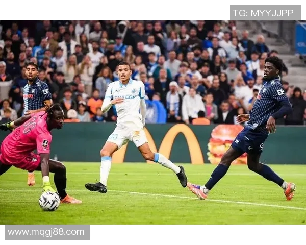 英格兰有望引进德国门将德甲明星或将转投新东家